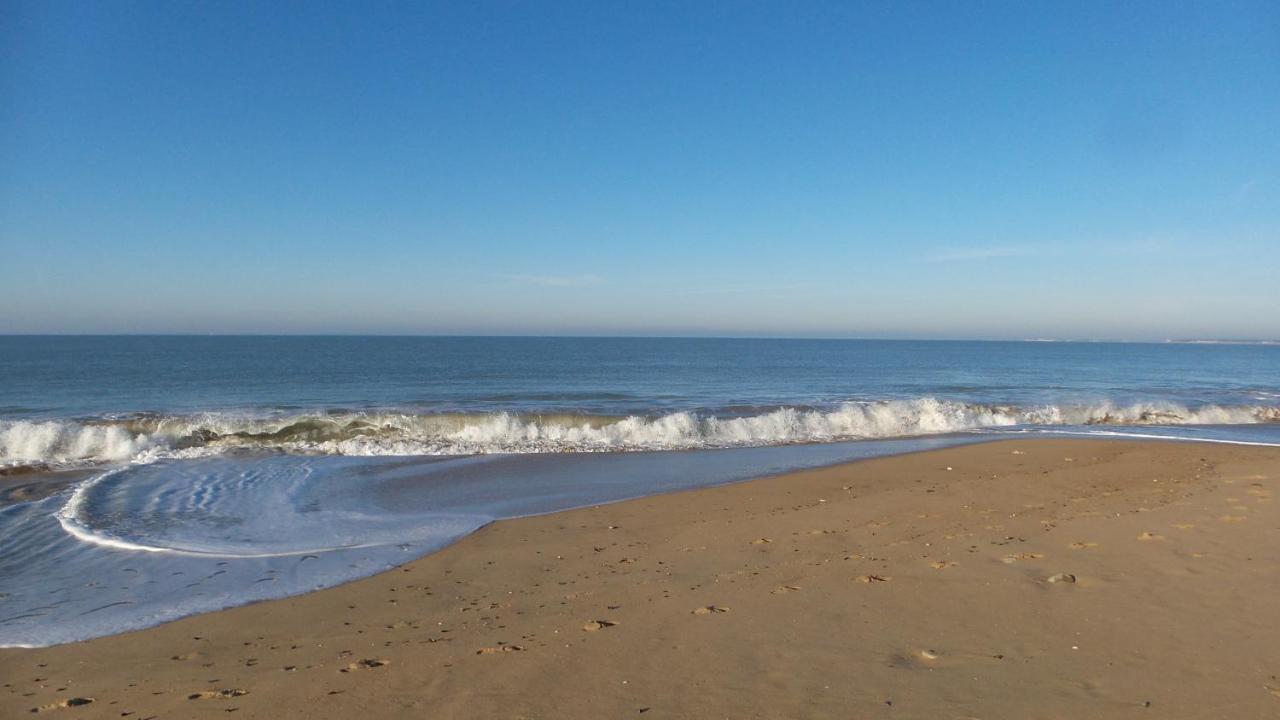 Chambre D'Hotes Et Spa De La Presqu'Ile La Faute-sur-Mer Luaran gambar